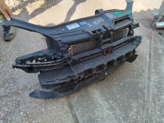 bontott VW JETTA Komplett Homlokfal (Részeivel)