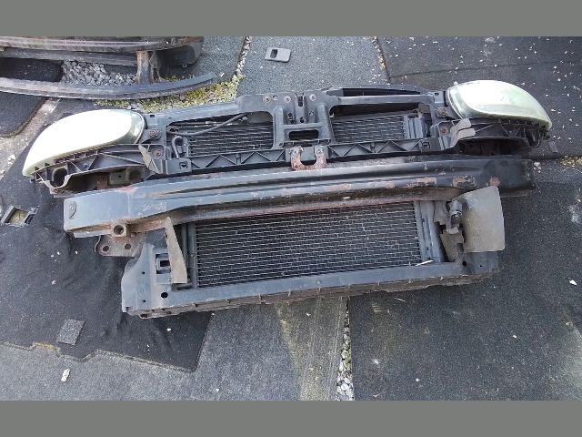 bontott VW JETTA Komplett Homlokfal (Részeivel)