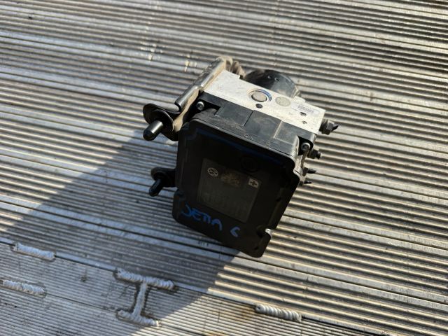 bontott VW JETTA ABS Kocka