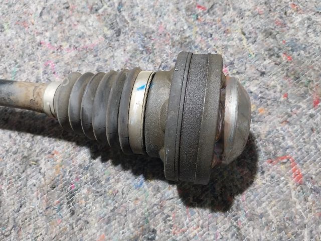 bontott VW JETTA Bal Féltengely