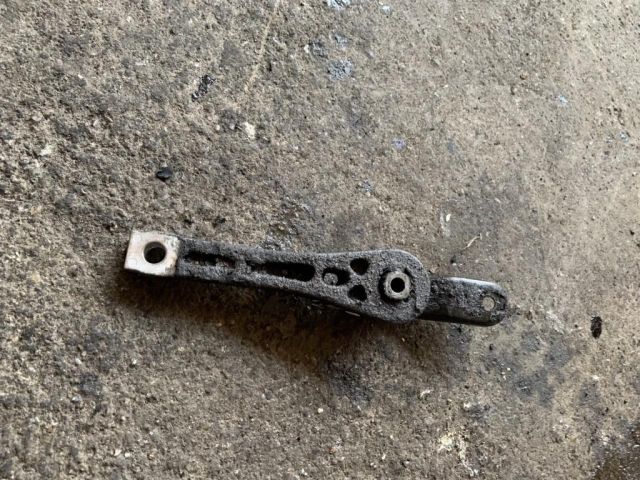 bontott VW JETTA Billenésgátló Bak