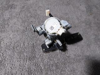 bontott VW JETTA Gyújtáskapcsoló Házzal