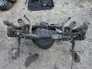 bontott VW JETTA Hátsó Futómű (Részeivel)