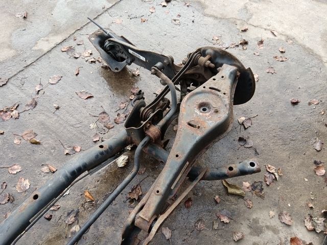 bontott VW JETTA Hátsó Híd (Tárcsafékes)