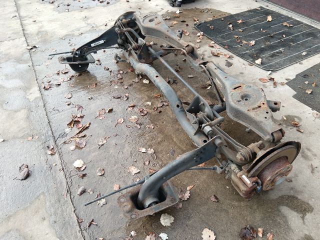 bontott VW JETTA Hátsó Híd (Tárcsafékes)