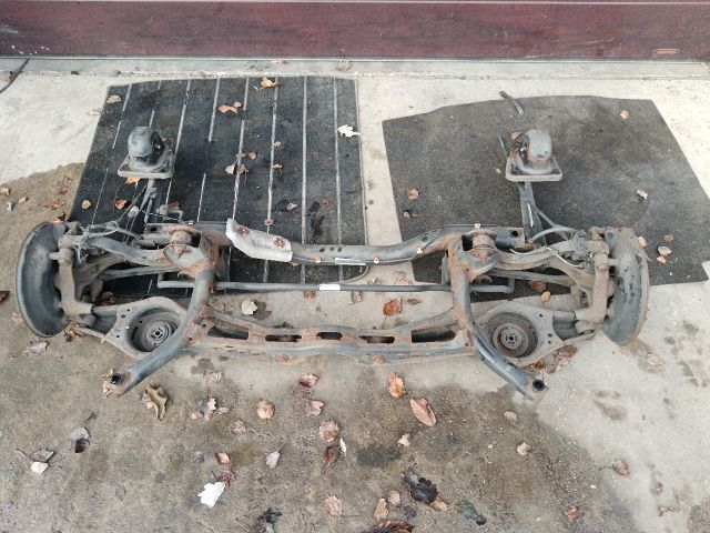 bontott VW JETTA Hátsó Híd (Tárcsafékes)