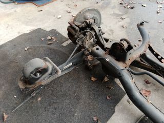 bontott VW JETTA Hátsó Híd (Tárcsafékes)