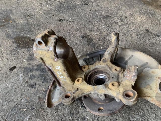 bontott VW JETTA Jobb első Csonkállvány