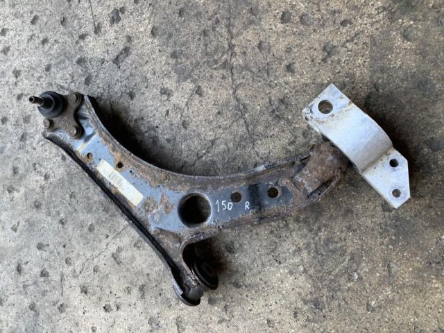 bontott VW JETTA Jobb első Lengőkar