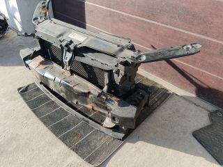 bontott VW JETTA Komplett Homlokfal (Részeivel)