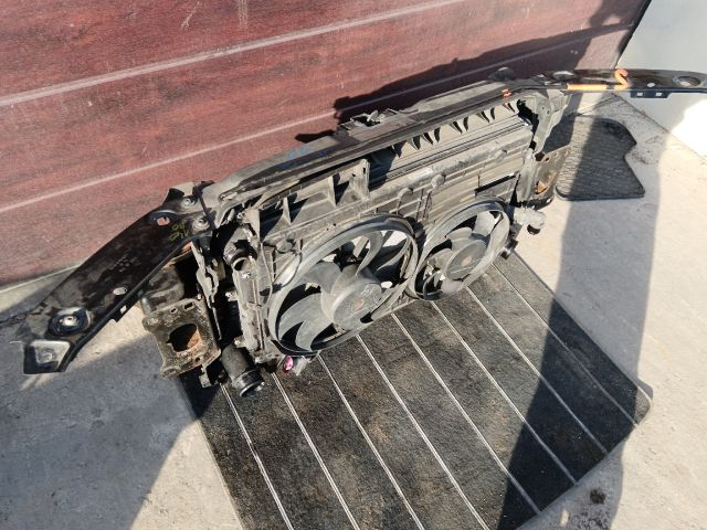 bontott VW JETTA Komplett Homlokfal (Részeivel)