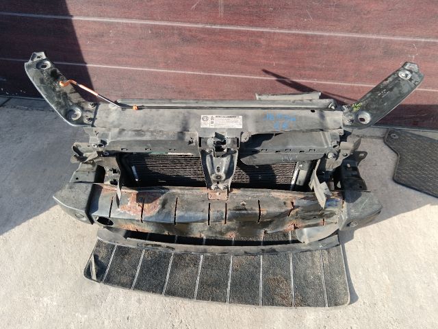 bontott VW JETTA Komplett Homlokfal (Részeivel)