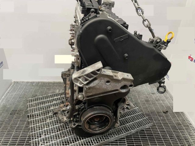 bontott VW JETTA Motor (Fűzött blokk hengerfejjel)