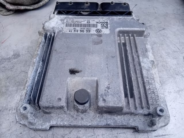 bontott VW JETTA Motorvezérlő