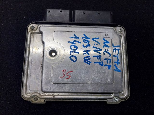 bontott VW JETTA Motorvezérlő