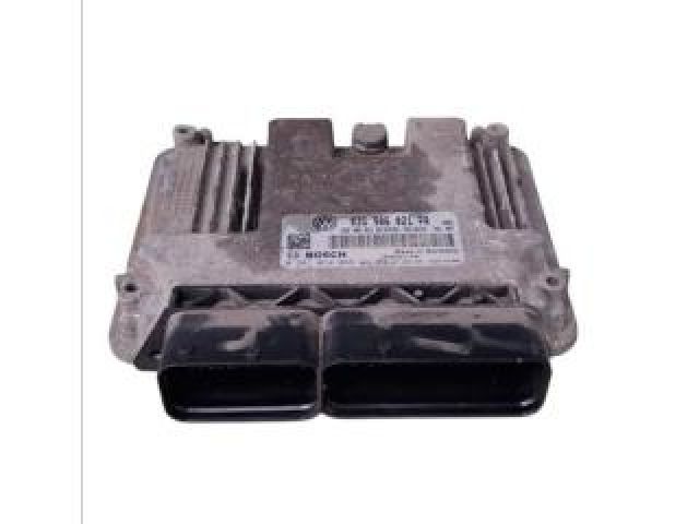 bontott VW JETTA Motorvezérlő