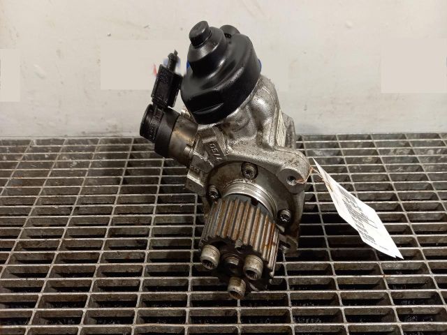 bontott VW JETTA Nagynyomású Szivattyú