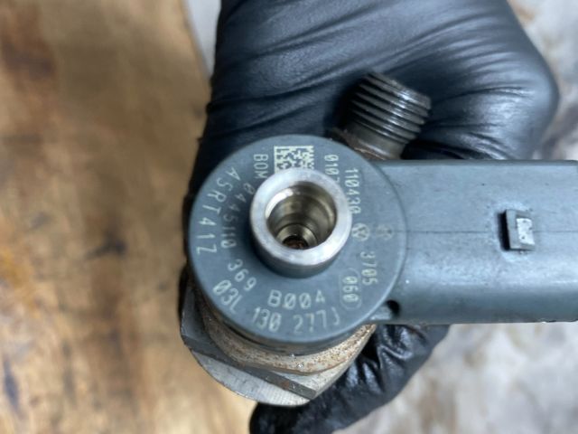 bontott VW JETTA Porlasztó (1 db)