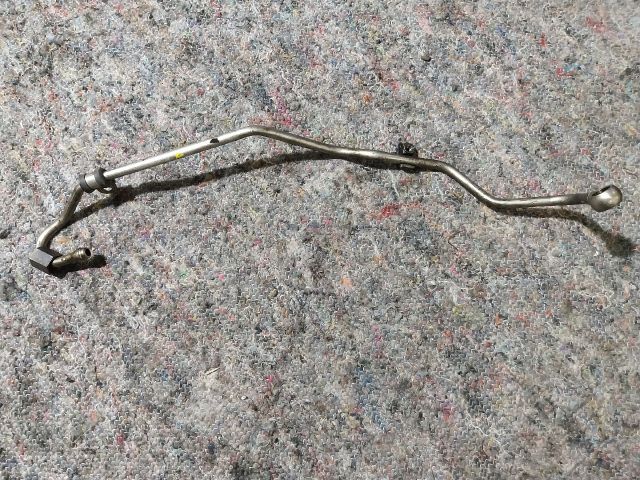 bontott VW JETTA Turbó Olajcső