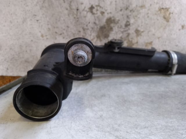 bontott VW JETTA Turbócső