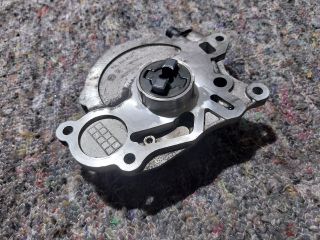 bontott VW JETTA Vákumpumpa