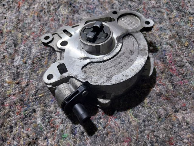 bontott VW JETTA Vákumpumpa