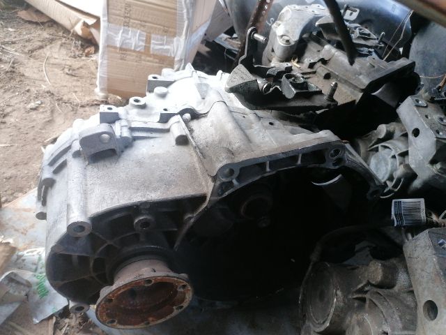 bontott VW JETTA Váltó (Mechanikus)