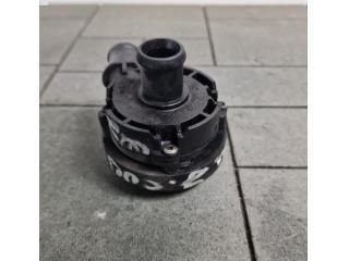 bontott VW JETTA Vízpumpa