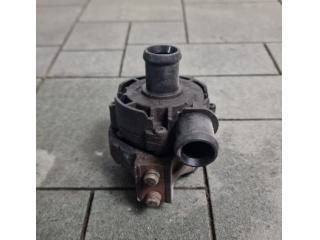 bontott VW JETTA Vízpumpa