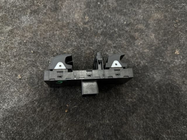 bontott VW JETTA Ablakemelő Kapcsoló Négyes / Kettes