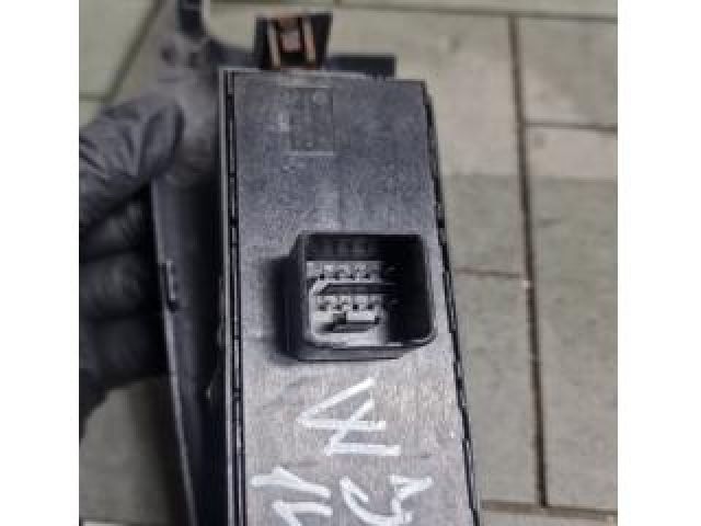 bontott VW JETTA Ablakemelő Kapcsoló Négyes / Kettes