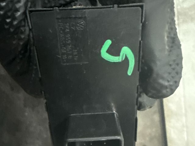 bontott VW JETTA Ablakemelő Kapcsoló Négyes / Kettes