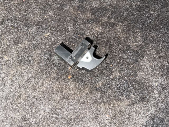 bontott VW JETTA Ablakemelő Kapcsoló (Pozíciófüggetlen)