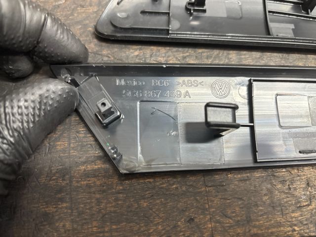 bontott VW JETTA Ajtó Díszléc Szett