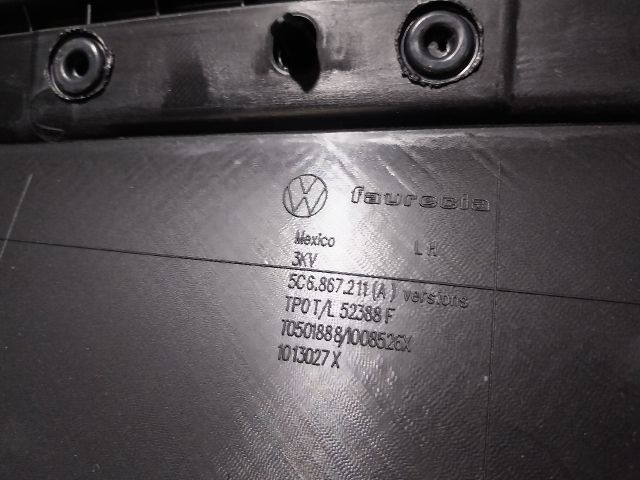 bontott VW JETTA Ajtó Kárpit Szett