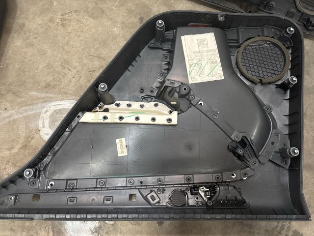 bontott VW JETTA Ajtó Kárpit Szett