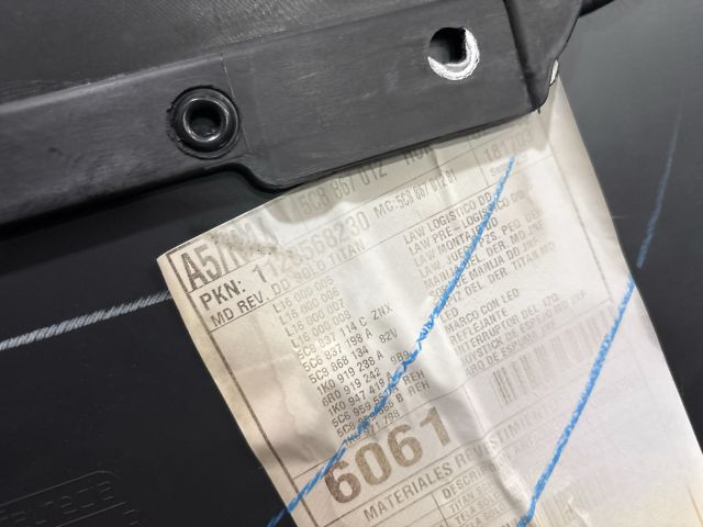 bontott VW JETTA Ajtó Kárpit Szett