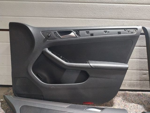 bontott VW JETTA Ajtó Kárpit Szett