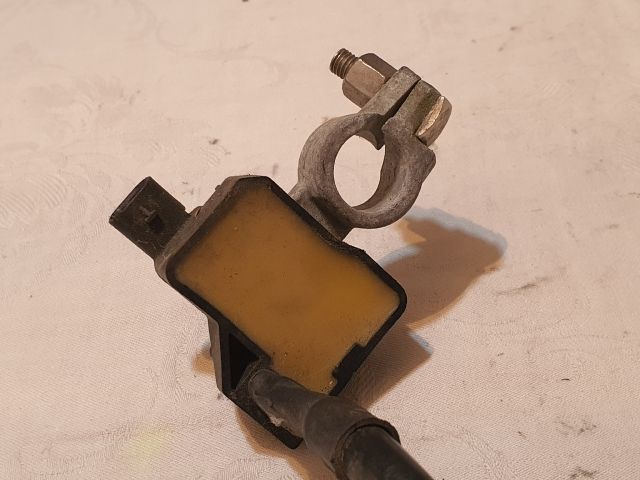 bontott VW JETTA Akkumulátor Saru Elektronikával