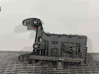 bontott VW JETTA Akkumulátor Tartó