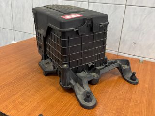 bontott VW JETTA Akkumulátor Tartó