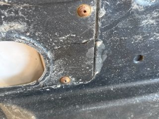 bontott VW JETTA Alsó Padlólemez Burkolat