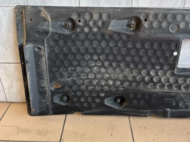 bontott VW JETTA Alsó Padlólemez Burkolat