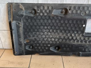 bontott VW JETTA Alsó Padlólemez Burkolat