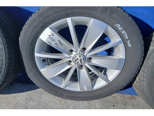 bontott VW JETTA Alufelni Szett Gumival