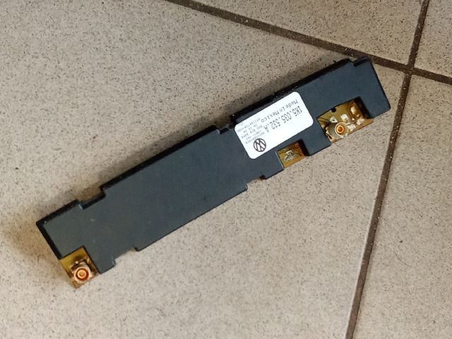 bontott VW JETTA Antenna Erősítő