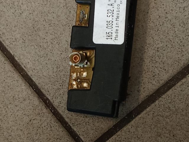 bontott VW JETTA Antenna Erősítő