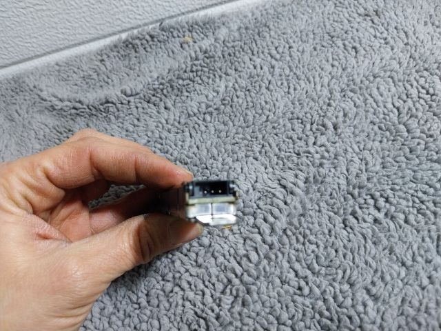 bontott VW JETTA Antenna Erősítő