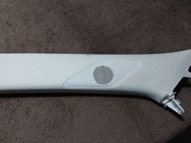 bontott VW JETTA Bal A Oszlop Hangszóró Burkolat