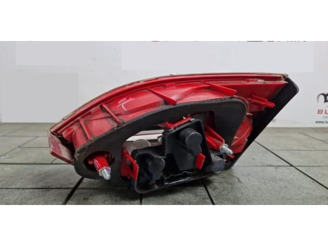 bontott VW JETTA Bal Belső Hátsó Lámpa